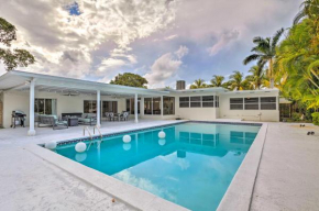 Spacious Lake Worth Escape Less Than 3 Mi to Beach!